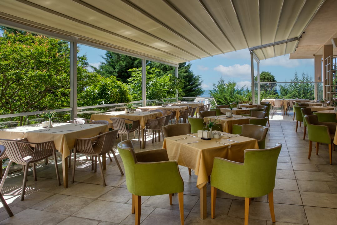 Gastro Hotel Zornitza Sands