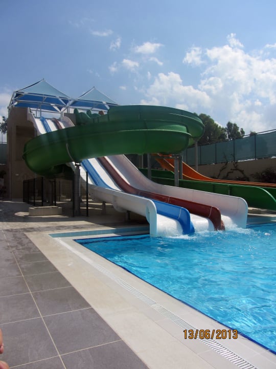 Бассейн с горками Hotel Royal Garden Beach
