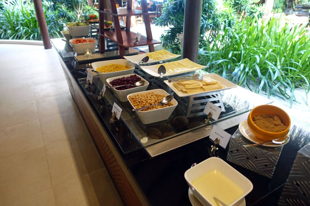 Frühstücksbüffet Summer Island Maldives