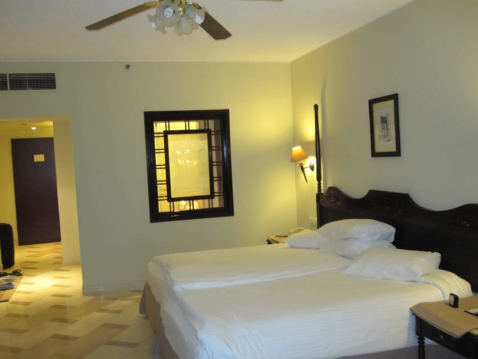 Groß und schick Steigenberger ALDAU Beach Hotel