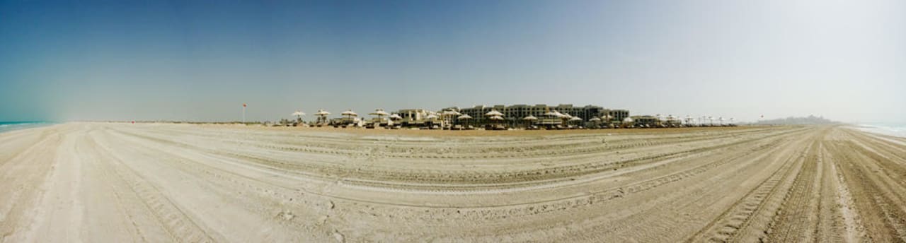 Blick vom Strand Park Hyatt Abu Dhabi Hotel and Villas