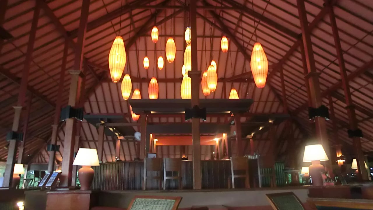 Mainbar Adaaran Select Meedhupparu Island Resort - Premium All Inclusive