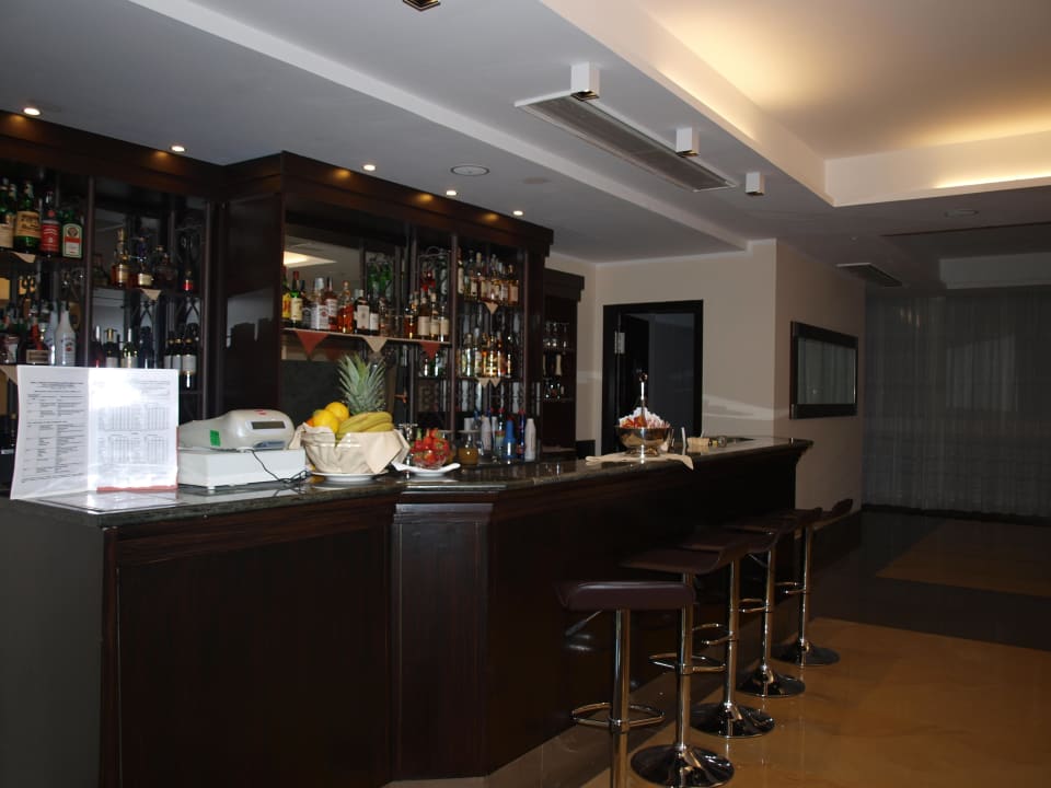 Bar Hotel Cardinal Saint Peter