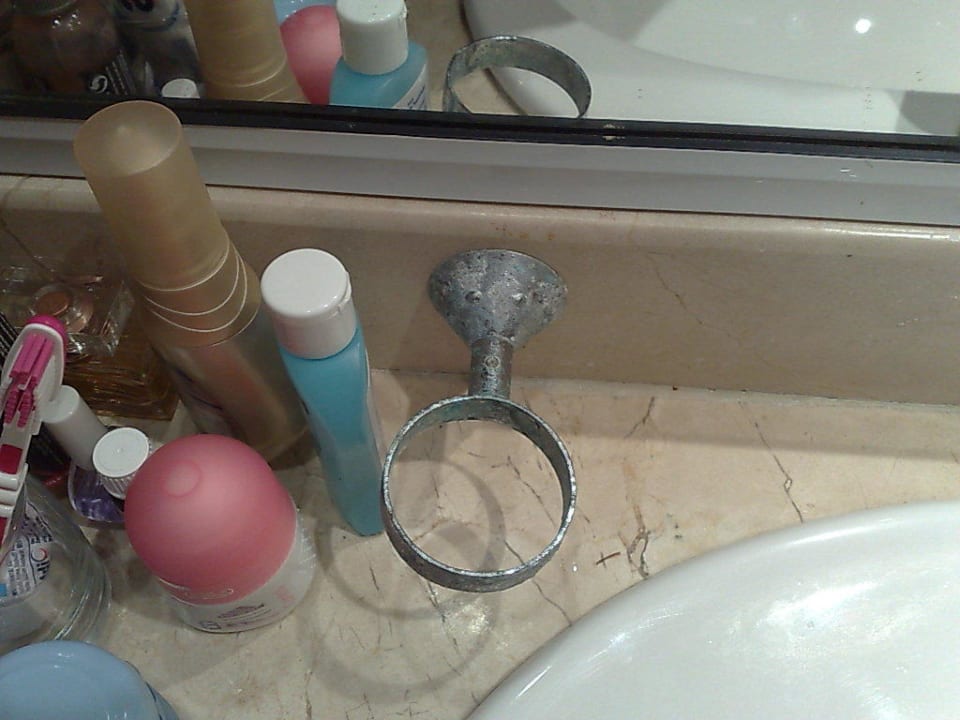 Becherhalter vergammelt und ohne Becher Wyndham Alltra Samana