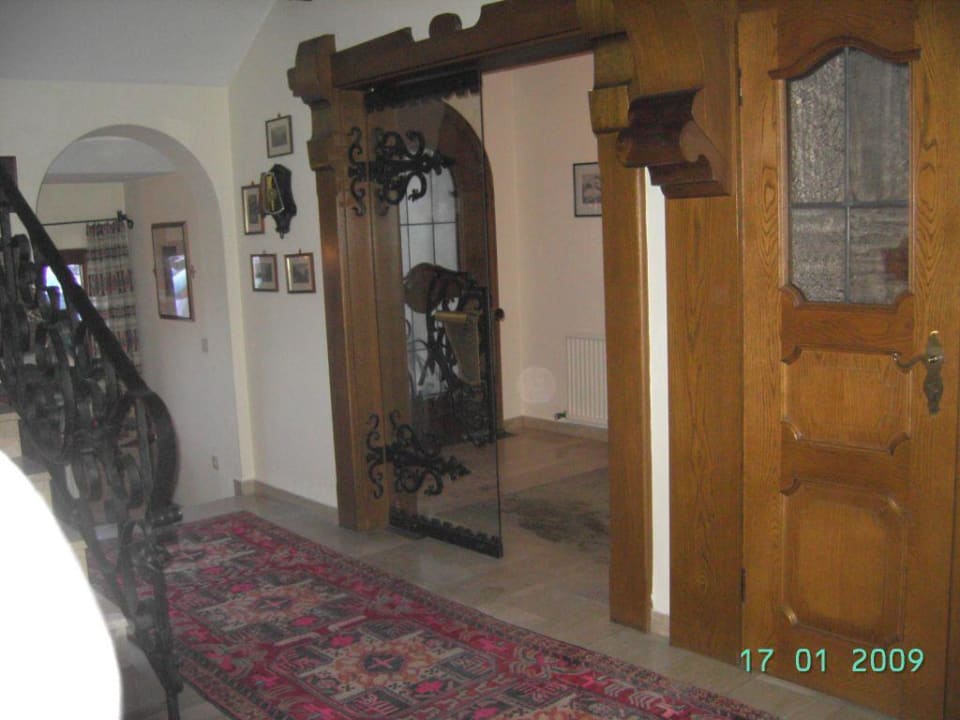 Gang zur Haustür Hotel Garni Glockenstuhl