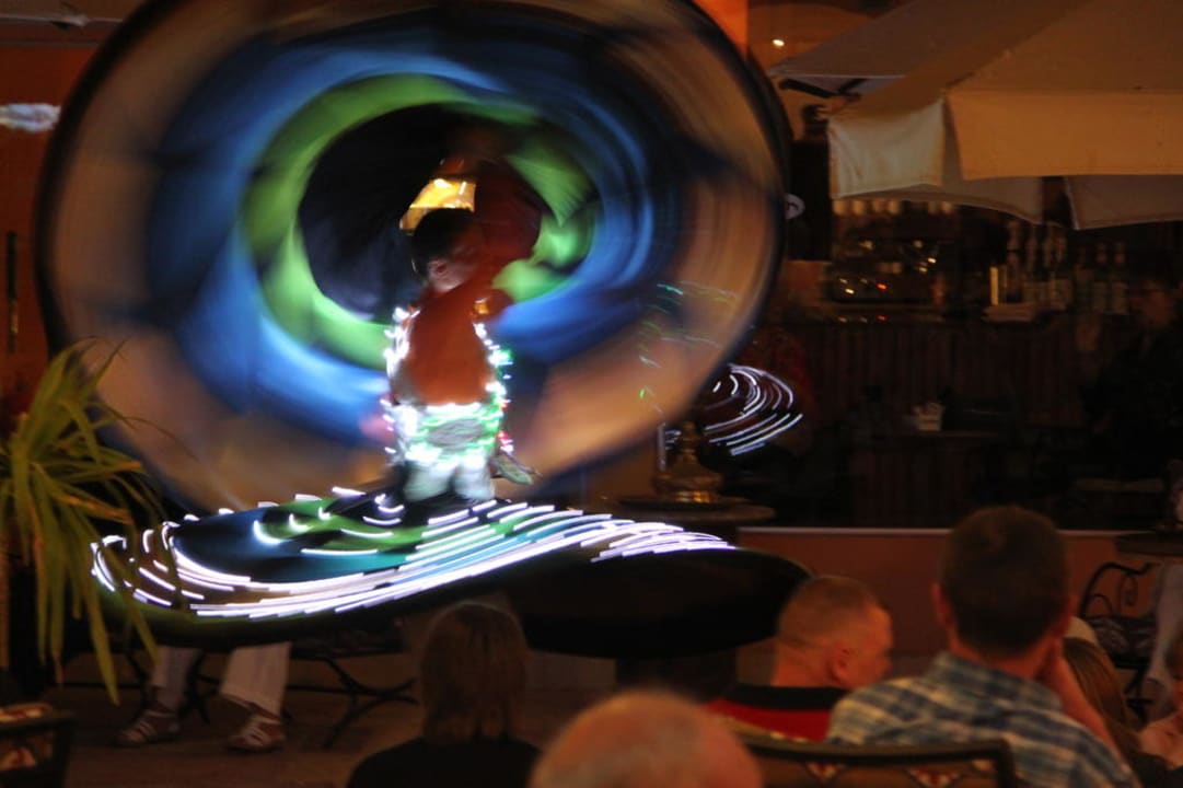 Toller Tänzer Pickalbatros Alf Leila Wa Leila Resort - Neverland Hurghada