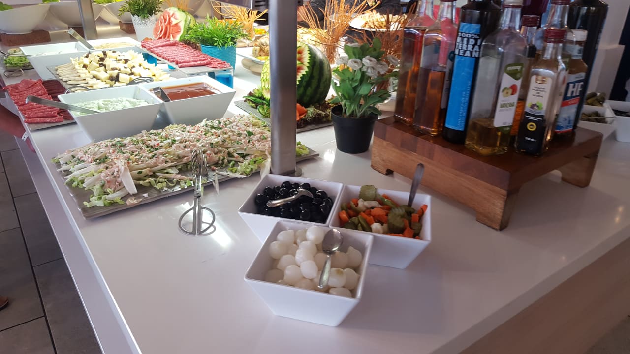 Mittag Servatur Playa Bonita