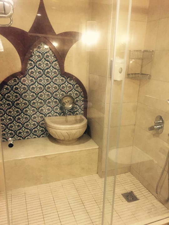 Zimmer Well Palace Side