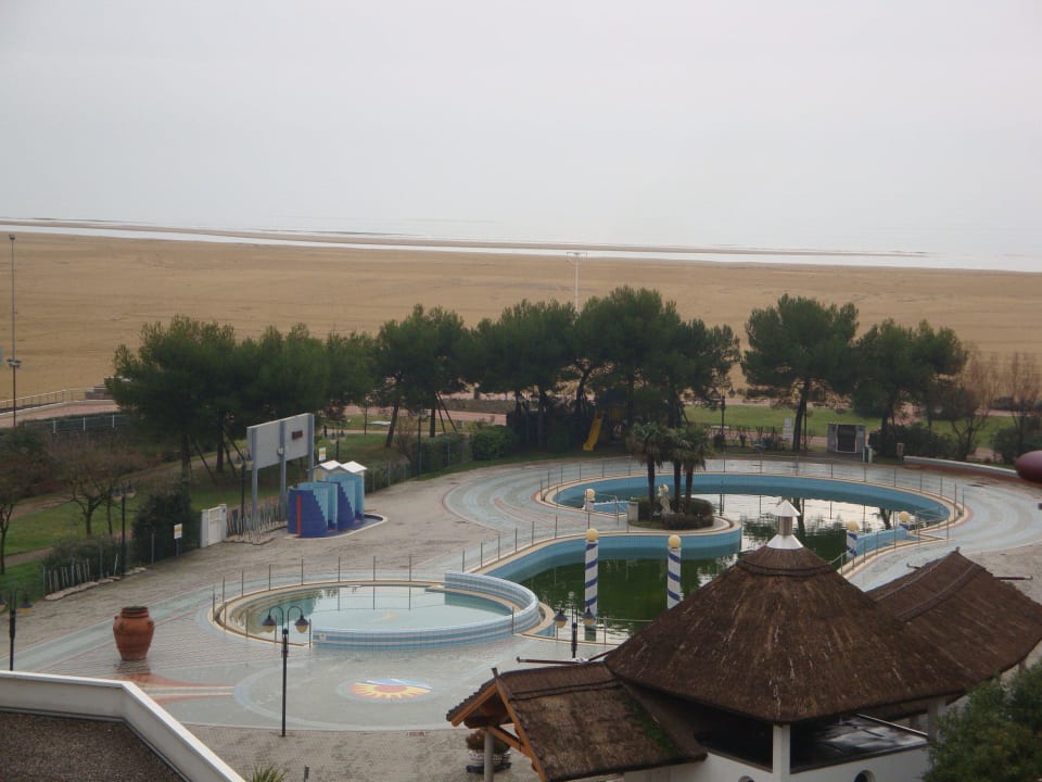 Seitlicher Meerblick Savoy Beach Hotel & Thermal Spa