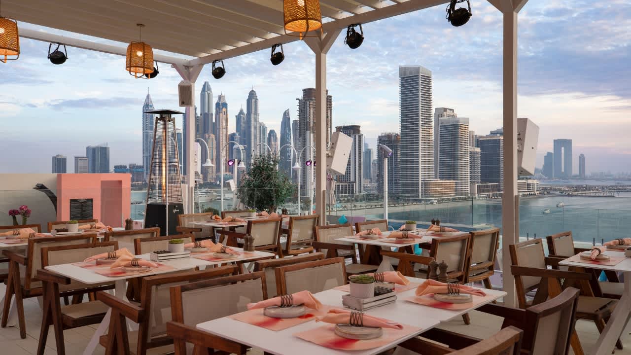 Gastro voco Dubai The Palm by IHG