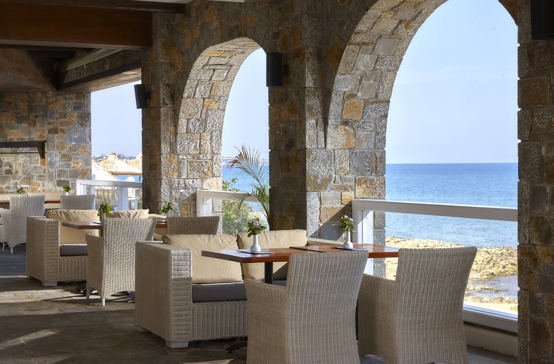 Gastro Alexander Beach Hotel & Village Resort