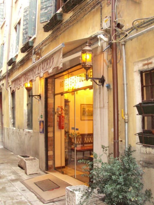 Eingang Hotel Bartolomeo