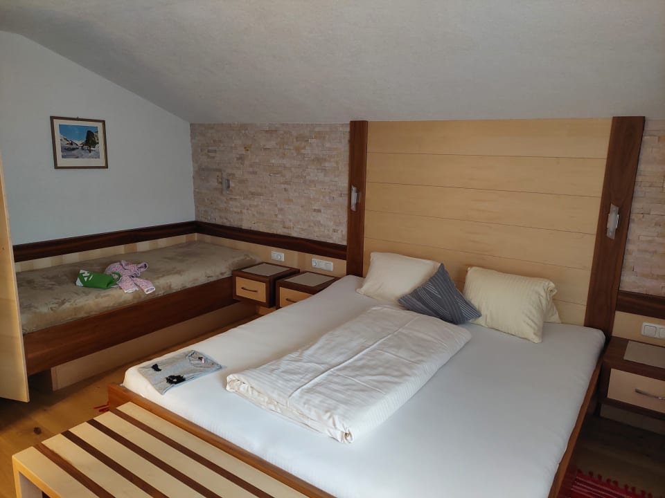 Zimmer Luttinger-Hohenegg