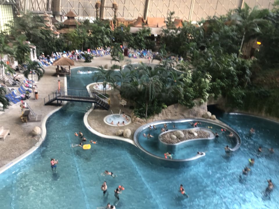 Pool Tropical Islands Resort