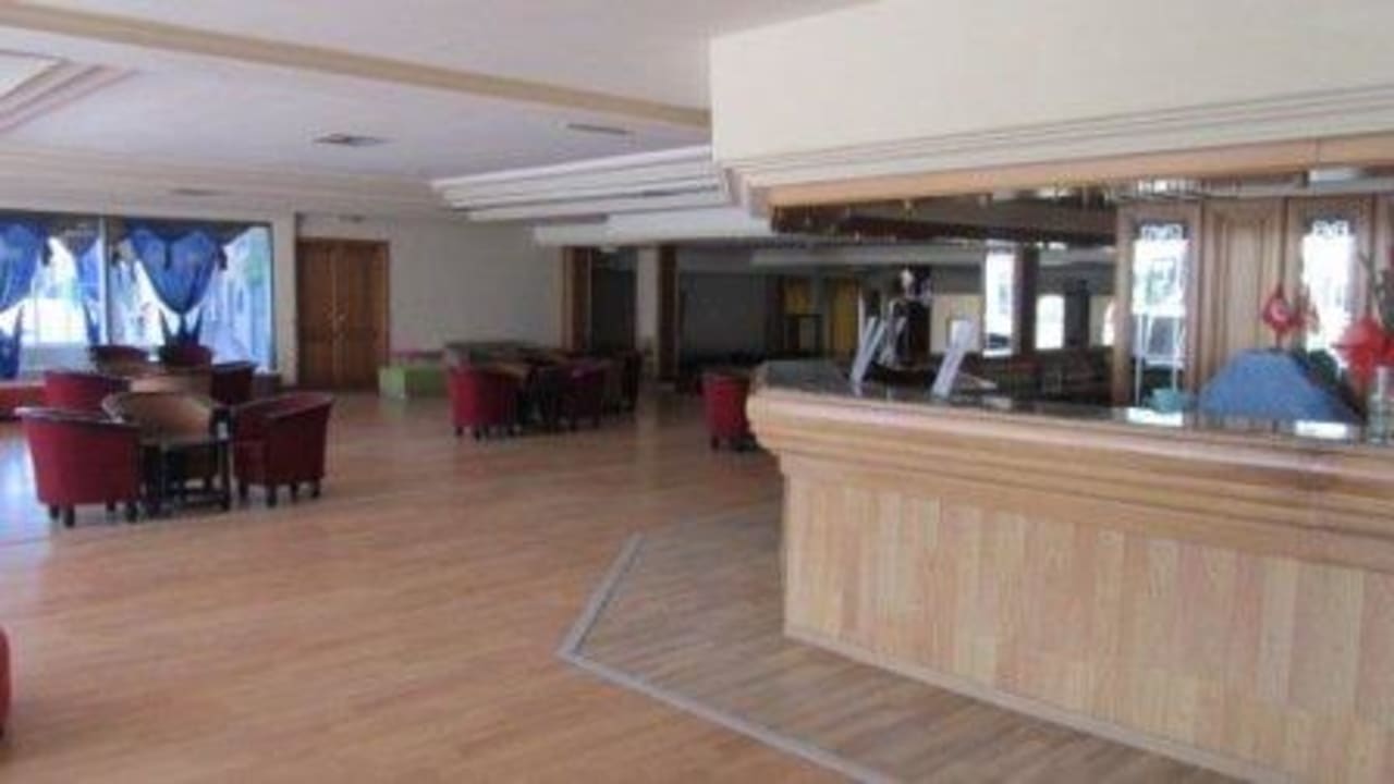 Lobbybar Calimera One Resort Jockey