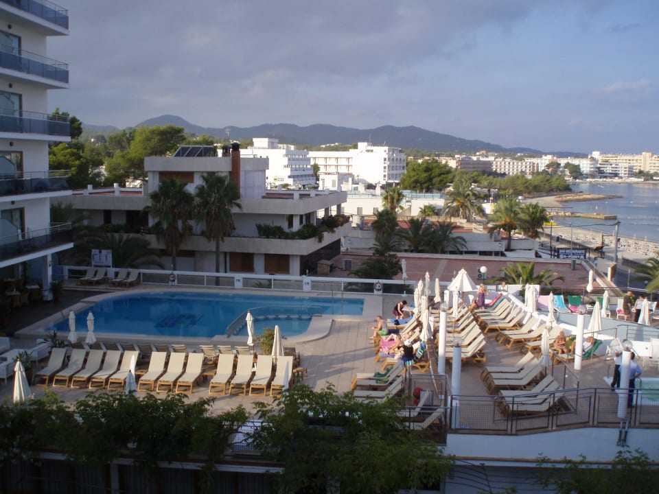 Poolanlage vom Hotel Belamar Hotel Osiris