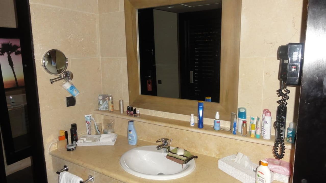 Waschplatz in der Diele (Poolsuite) Catalonia Royal Bavaro - Adults only