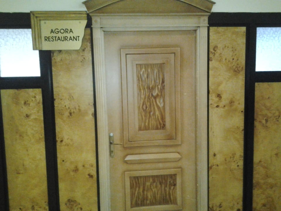 Restaurant zu Tusan Beach Resort