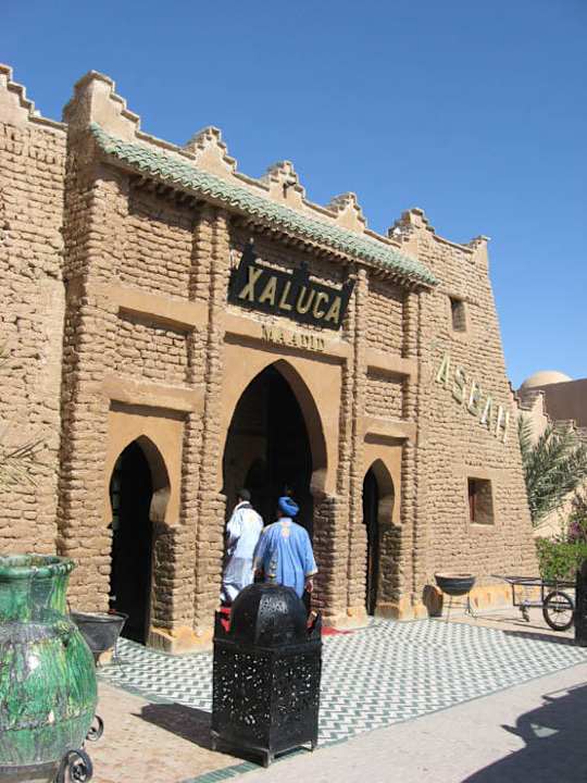 Hoteleingang Kasbah Hotel Xaluca Arfoud