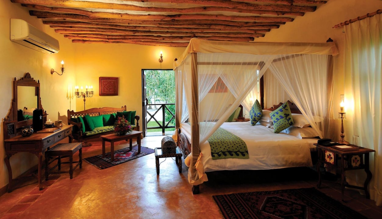 Suite Sea Side Ocean View Neptune Pwani Beach Resort & Spa