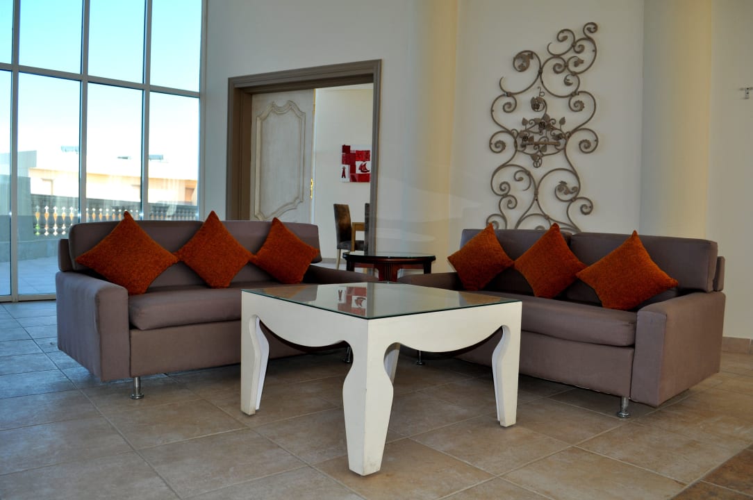 Nessma lounge bar  Shoni Bay