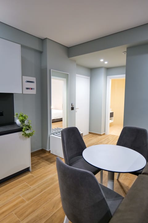 Zimmer Sky Way SKK Luxury Apartments