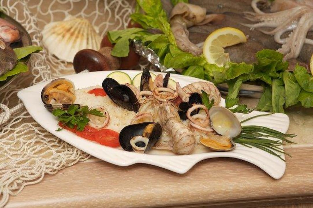 Ottimi piatti a base di ingredienti freschi Hotel Boracay