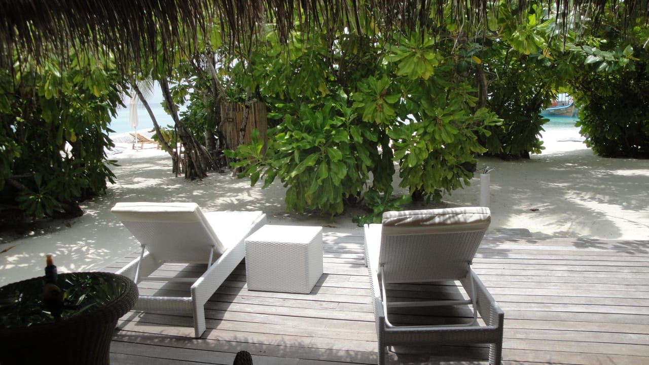 Terrasse Outrigger Maldives Maafushivaru Resort