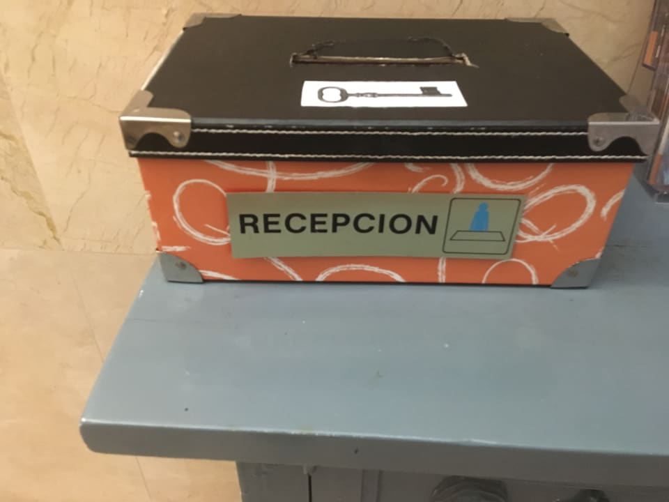 Lobby Blanca