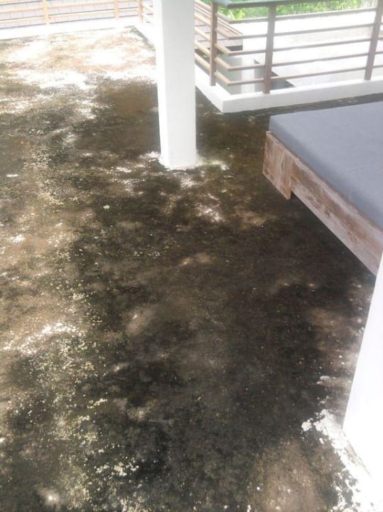 Aussichtsplattform - alles vermodert Hotel AKA Resort Hua Hin