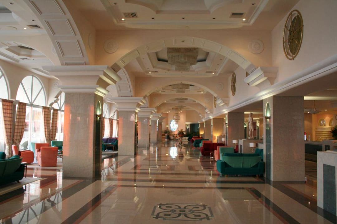 Empfangshalle am Morgen Rodos Palladium Leisure & Wellness