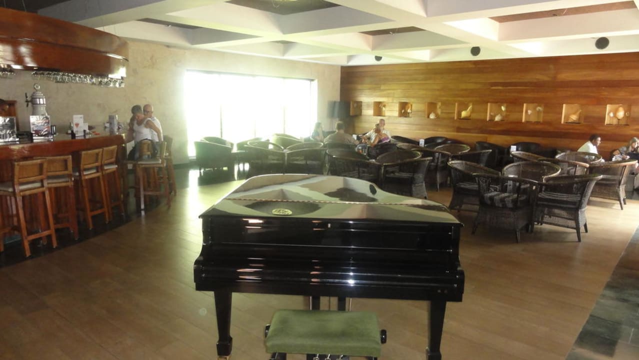 Pianobar Catalonia Royal Bavaro - Adults only