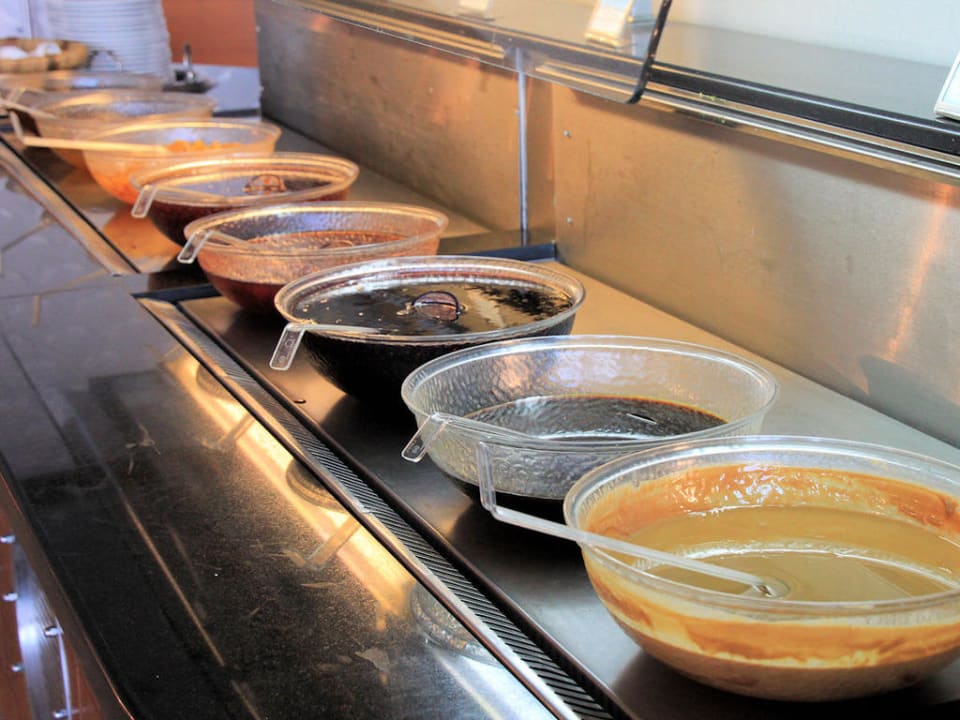 Das reichhaltige und leckere Buffet Hotel Grand Side