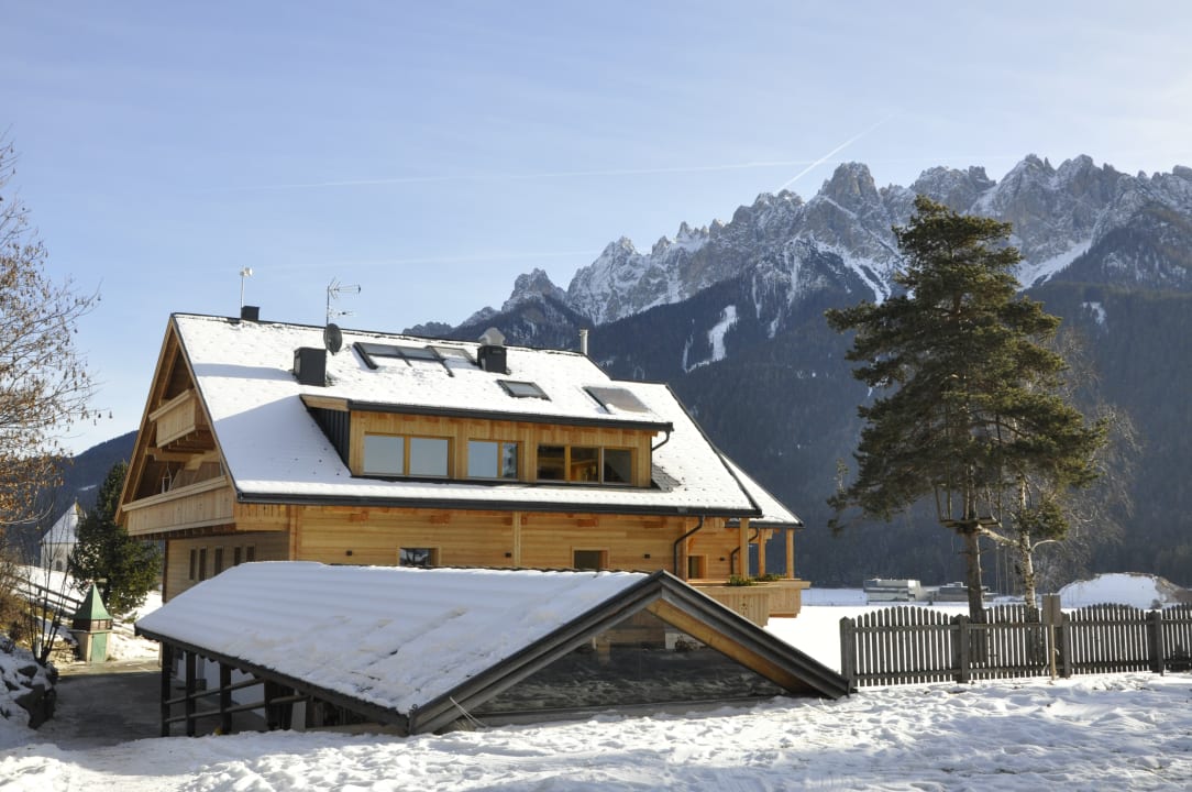 Außenansicht Hotel Rosengarten