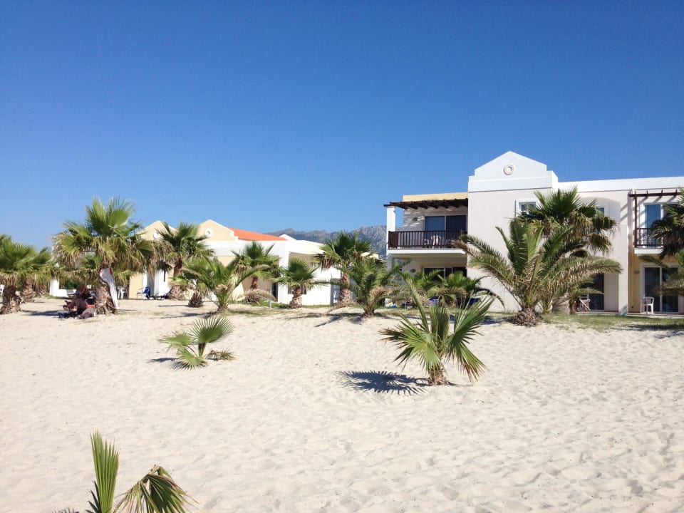 Blick auf die Appartments Atlantica Marmari Beach