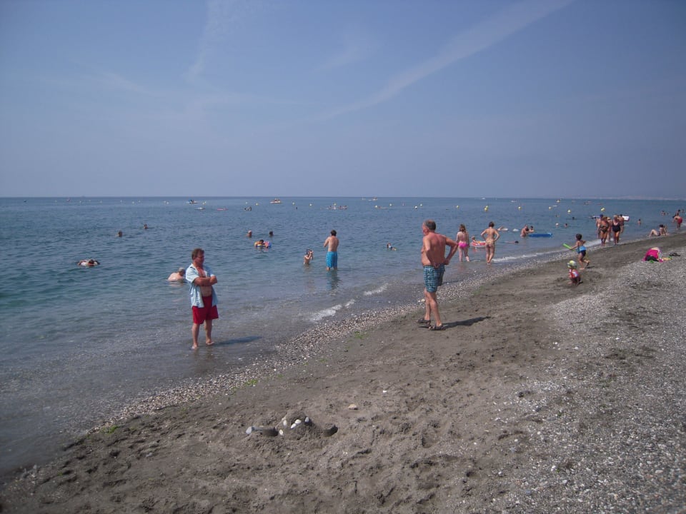 Strand gegen Mittag Iberostar Waves Málaga Playa