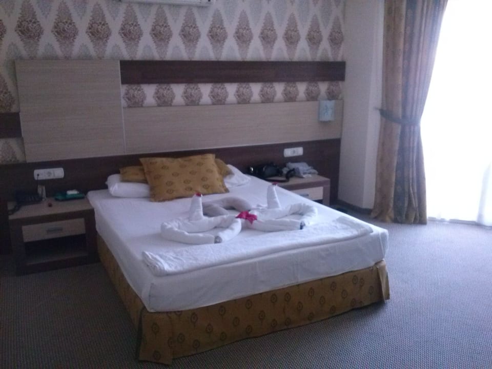 Zimmer Hotel Royal Garden Beach