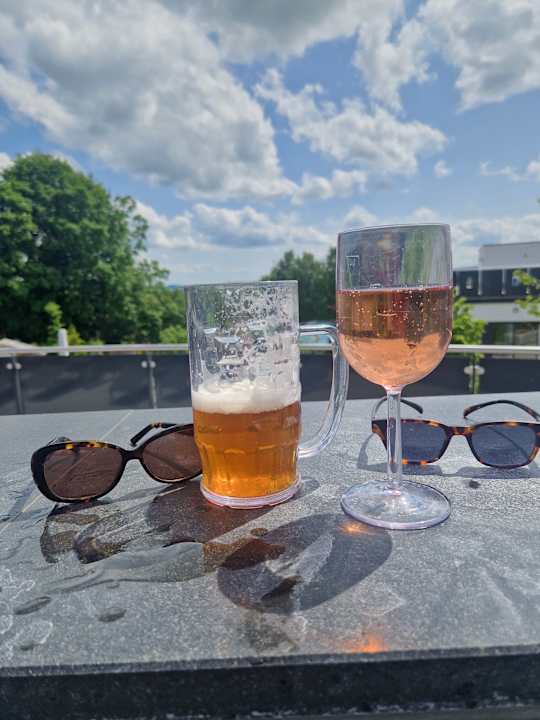 Pool 1. Bier & Wohlfühlhotel Gut Riedelsbach