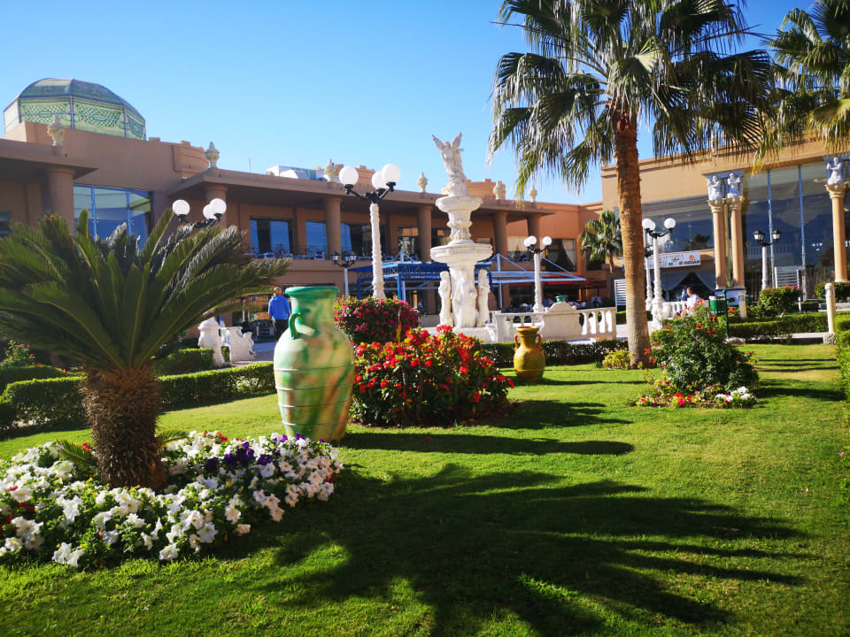 Außenansicht Titanic Beach Spa & Aqua Park