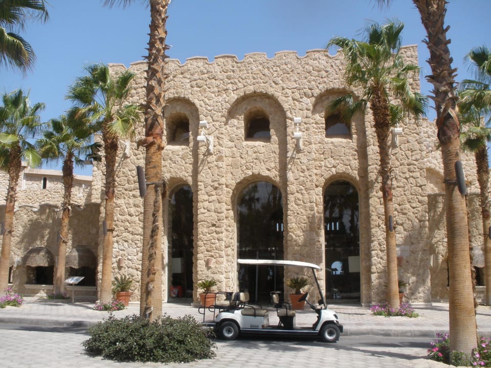 Hoteleingang Pickalbatros Citadel Resort