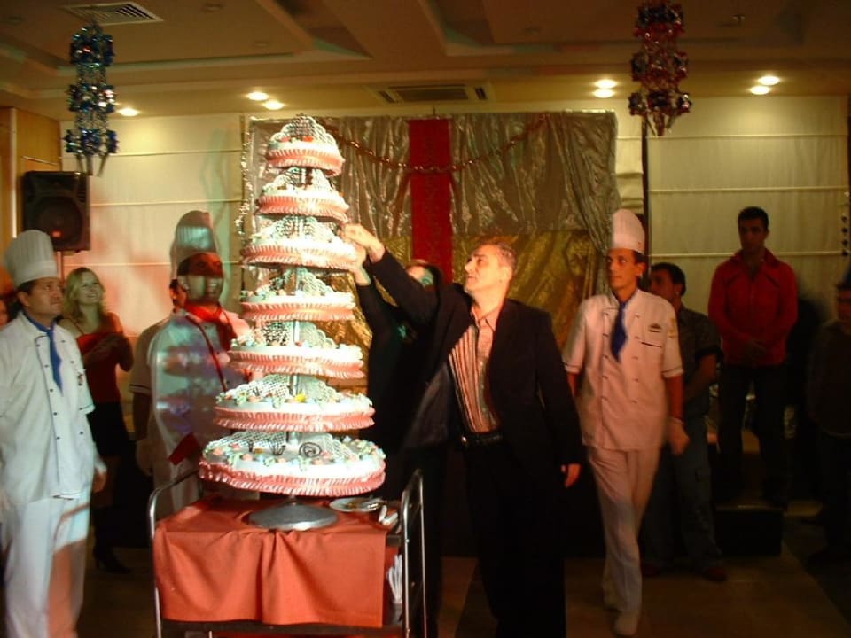 Die Neujahrs Torte Hane Family Resort