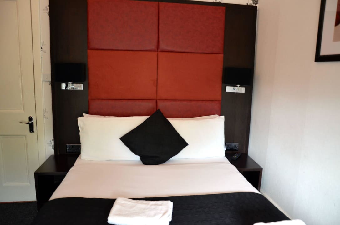 Bett  Edinburgh Regency Guest House
