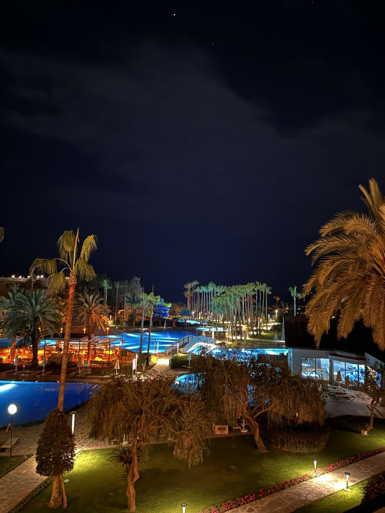 Pool Arum Barut Collection