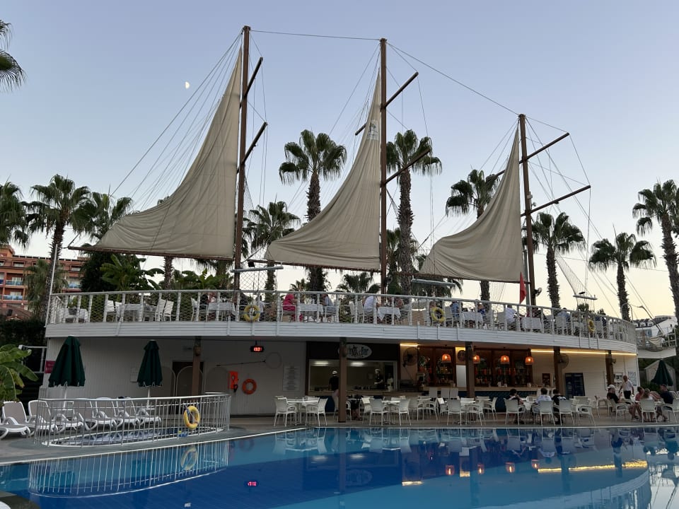 Gastro Can Garden Resort