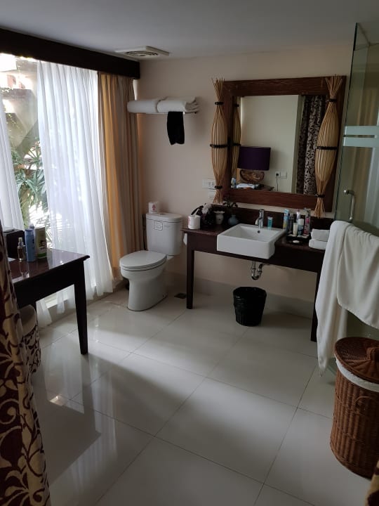 Zimmer Segara Village Hotel