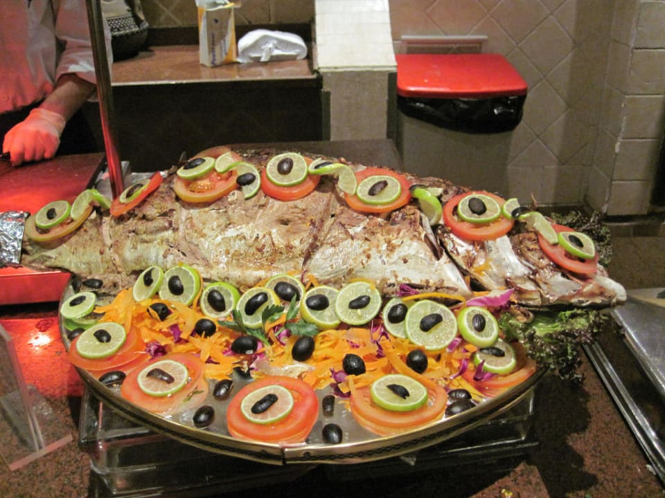 Hauptspeise am Abend Pickalbatros Alf Leila Wa Leila Resort - Neverland Hurghada