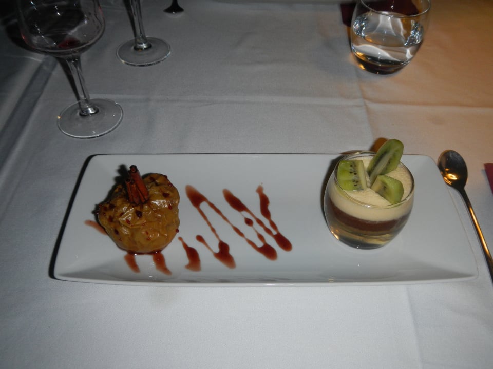 Jami leckerer Nachtisch Hotel Monte Belvedere