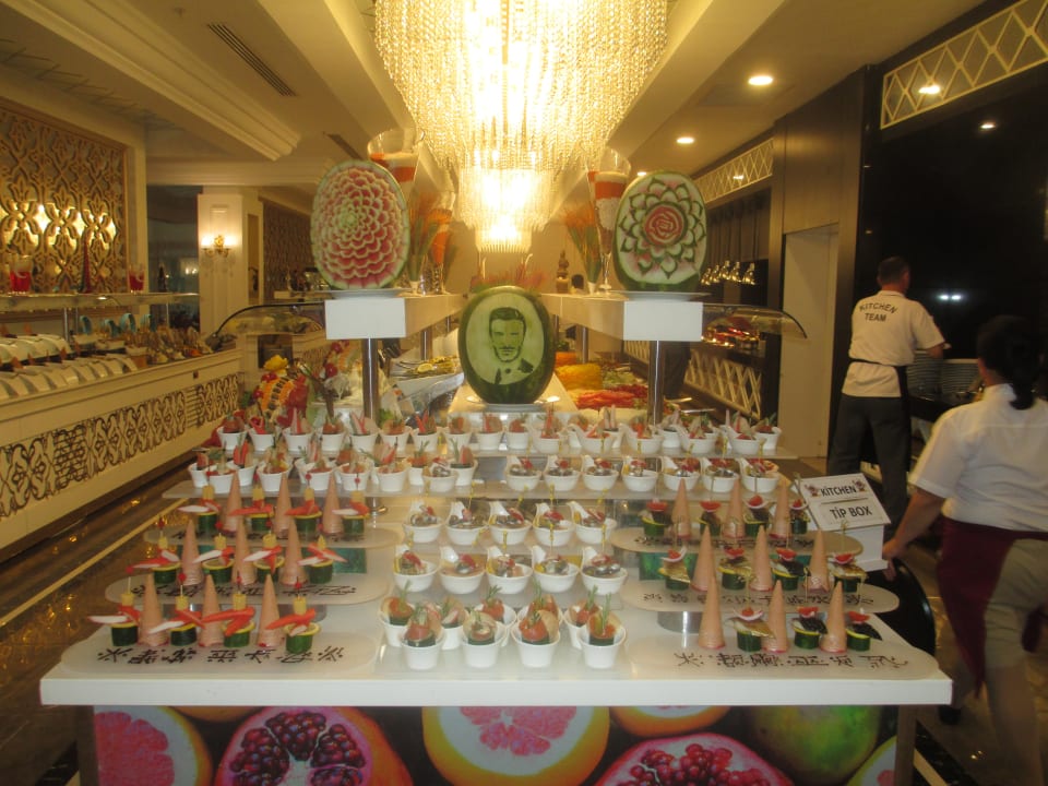 Gastro Side Royal Palace Hotel & Spa