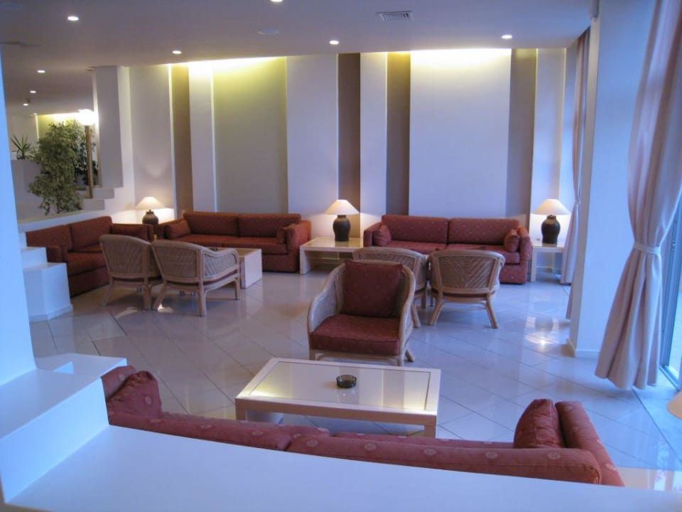 Lobby Anissa Beach & Village