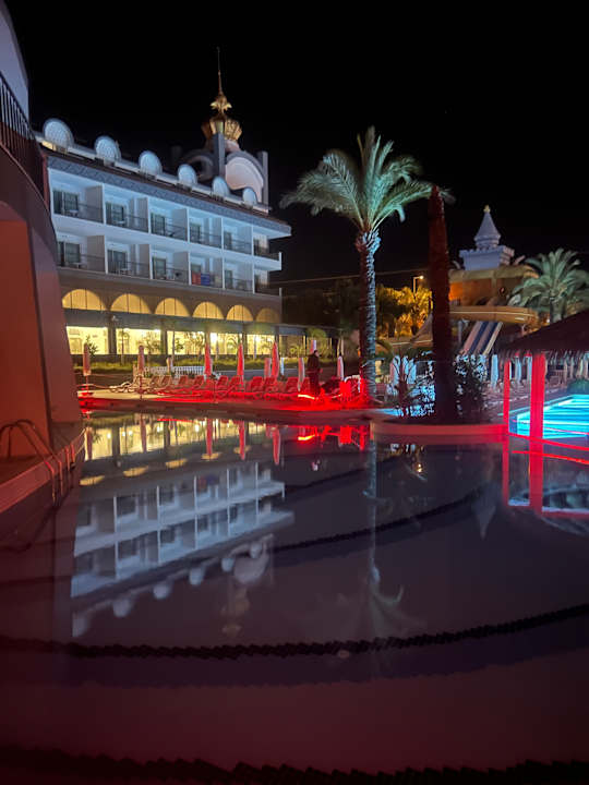 Außenansicht Well Palace Side